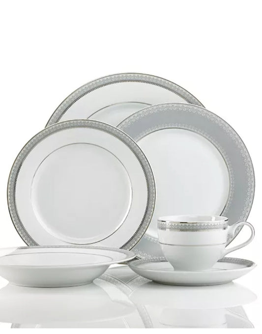 Mikasa Platinum Crown 40-Pc. Service for 8